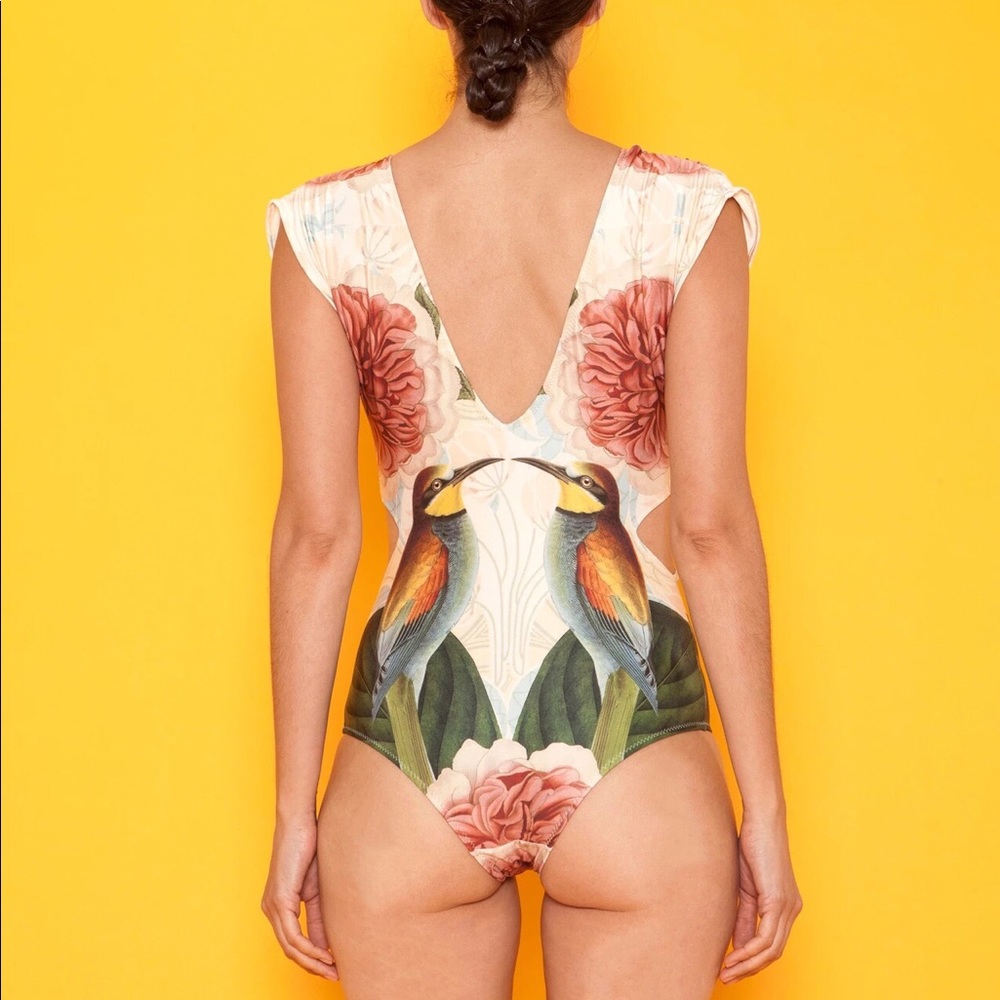 Jungle Love Tropics Artisté Tee Swimsuit - Picture 3 of 6